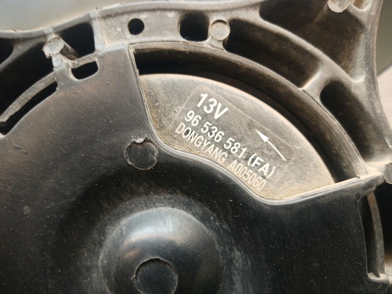 Recambio de electroventilador para daewoo kalos 1.4 cat referencia OEM IAM 96536581 96536581 96536581