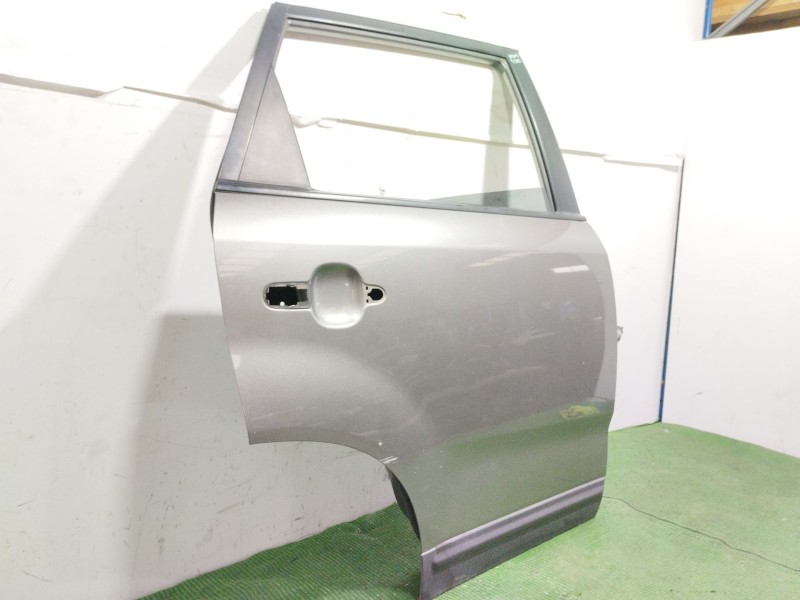 Recambio de puerta trasera derecha para kia sorento ii (xm) 2.4 cvvt referencia OEM IAM   