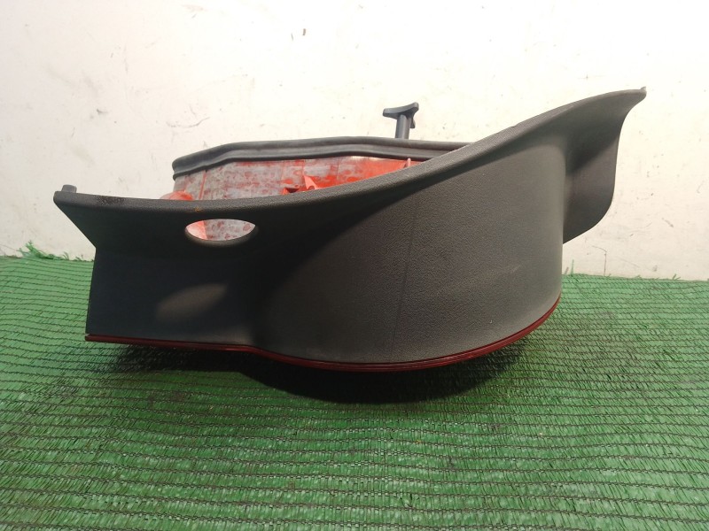 Recambio de piloto trasero derecho para renault modus 1.5 dci diesel referencia OEM IAM 8200538785 8200538785 8200538785