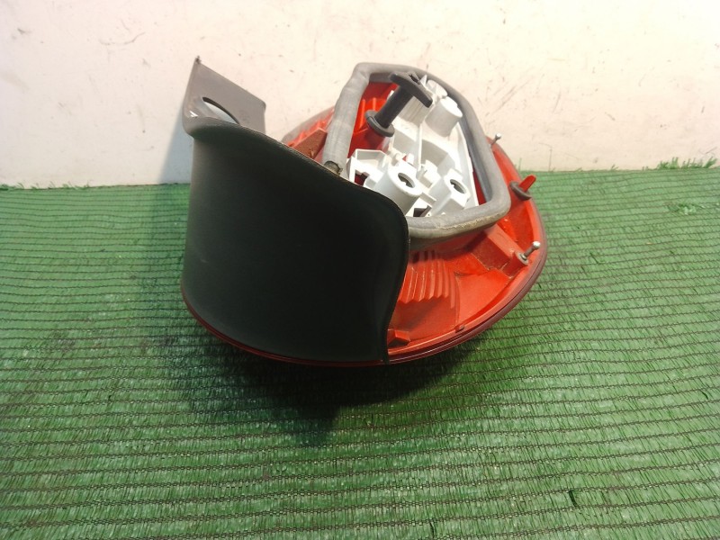 Recambio de piloto trasero derecho para renault modus 1.5 dci diesel referencia OEM IAM 8200538785 8200538785 8200538785