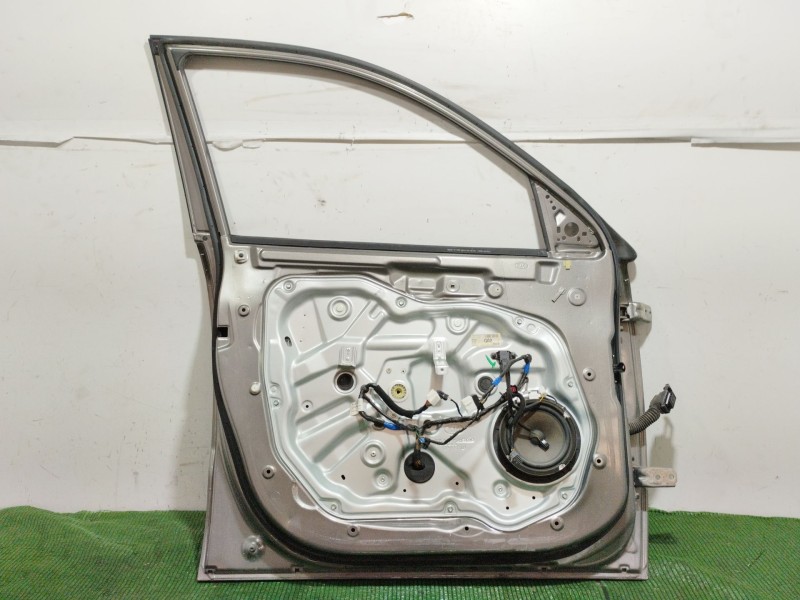 Recambio de puerta delantera izquierda para kia sorento ii (xm) 2.4 cvvt referencia OEM IAM   