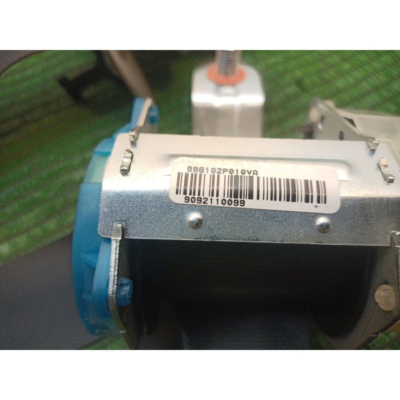 Recambio de cinturon seguridad trasero izquierdo para kia sorento ii (xm) 2.4 cvvt referencia OEM IAM 898102P0 898102P0 898102P0