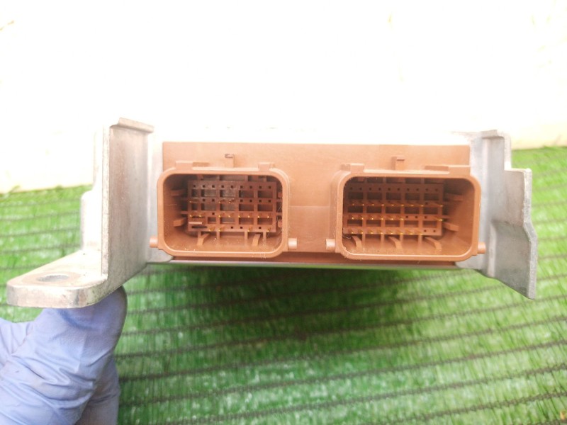 Recambio de centralita airbag para kia sorento ii (xm) 2.4 cvvt referencia OEM IAM 611186401 611186401 611186401