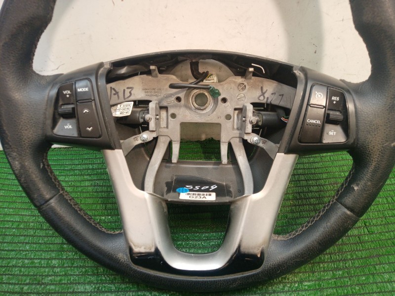 Recambio de volante para kia sorento ii (xm) 2.4 cvvt referencia OEM IAM   