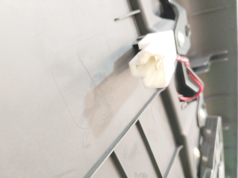Recambio de guarnecido puerta trasera izquierda para kia sorento ii (xm) 2.4 cvvt referencia OEM IAM   