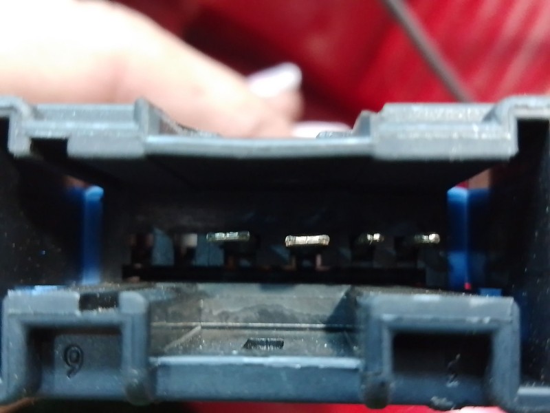 Recambio de piloto trasero derecho para citroën c4 berlina referencia OEM IAM 9655863980 4CZX13404A 79998D