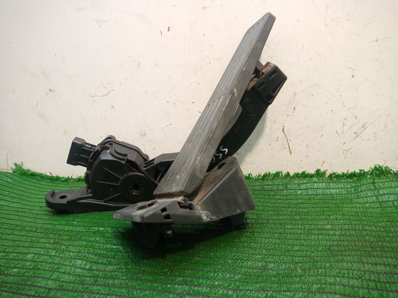 Recambio de pedal acelerador para kia sorento ii (xm) 2.4 cvvt referencia OEM IAM   