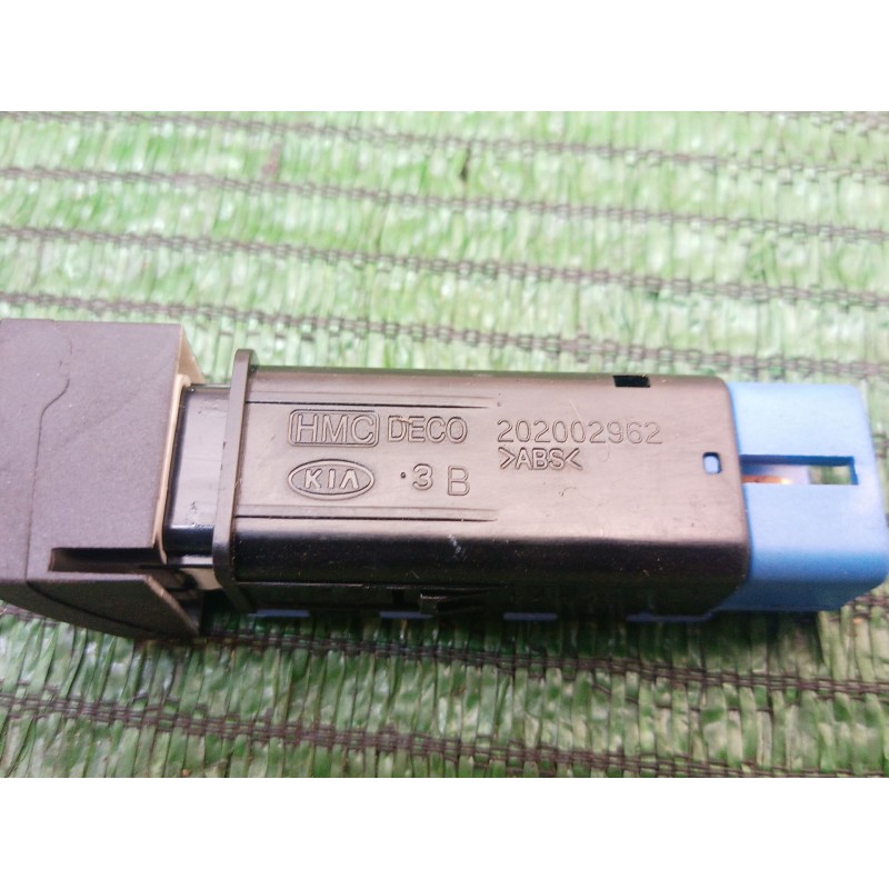 Recambio de interruptor para kia sorento ii (xm) 2.4 cvvt referencia OEM IAM   