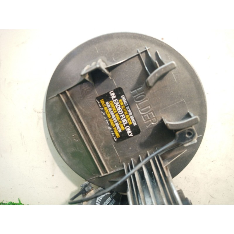 Recambio de tapa exterior combustible para kia sorento ii (xm) 2.4 cvvt referencia OEM IAM 695102P 695102P695102P 695102P