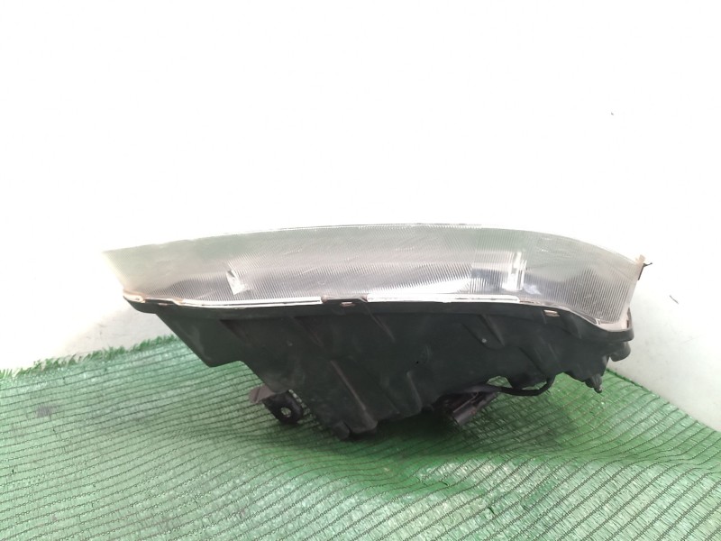 Recambio de faro izquierdo para kia carens referencia OEM IAM   