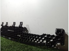 Recambio de rejilla delantera para kia sorento ii (xm) 2.4 cvvt referencia OEM IAM    2