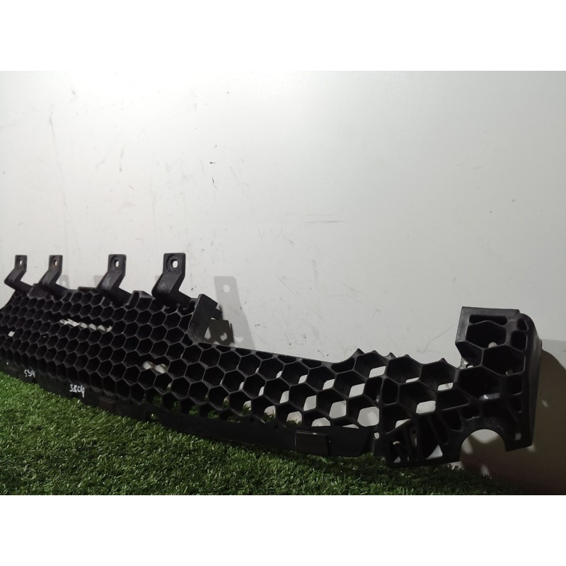 Recambio de rejilla delantera para kia sorento ii (xm) 2.4 cvvt referencia OEM IAM   