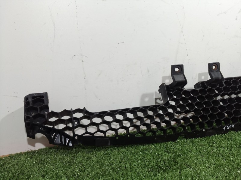 Recambio de rejilla delantera para kia sorento ii (xm) 2.4 cvvt referencia OEM IAM   