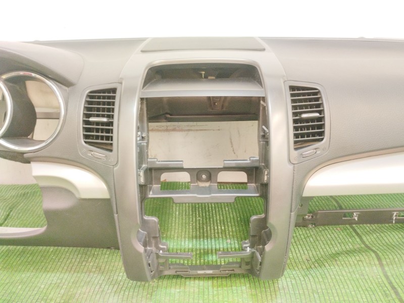 Recambio de salpicadero para kia sorento ii (xm) 2.4 cvvt referencia OEM IAM   