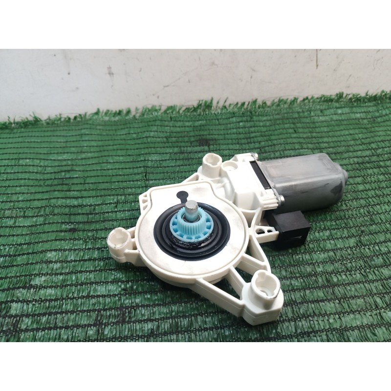 Recambio de motor elevalunas delantero izquierdo para volkswagen passat b8 variant (3g5, cb5) 2.0 tdi 4motion referencia OEM IAM