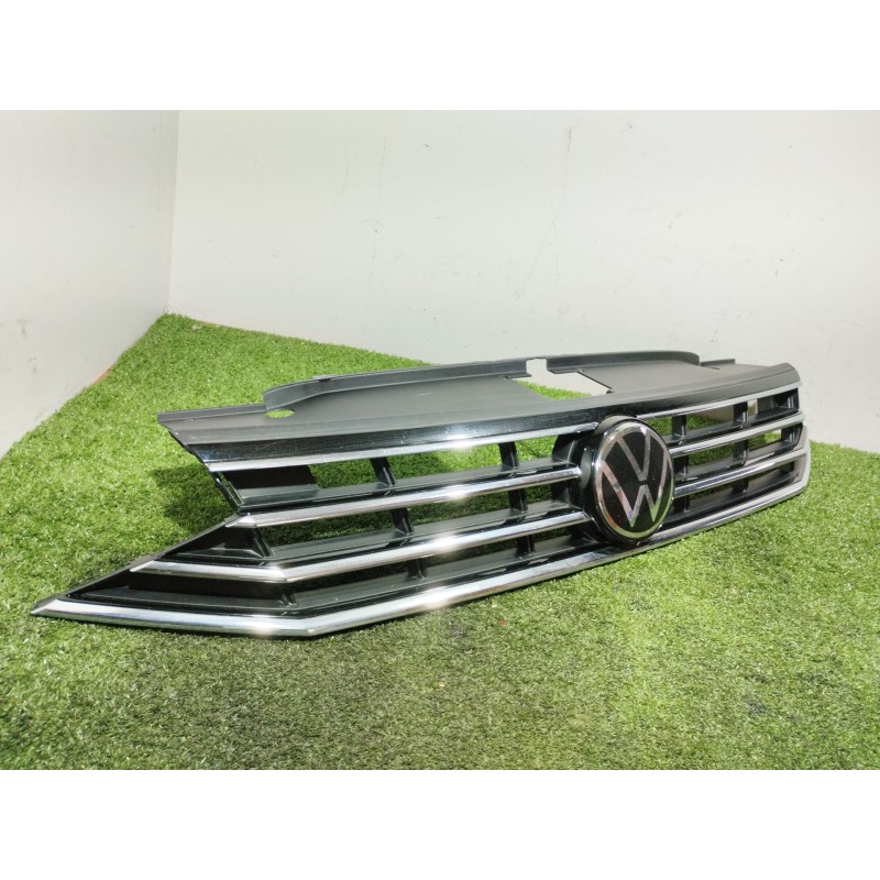 Recambio de rejilla delantera para volkswagen passat b8 variant (3g5, cb5) 2.0 tdi 4motion referencia OEM IAM 8W1959595D 8W19595