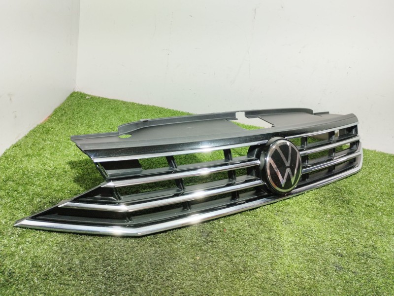 Recambio de rejilla delantera para volkswagen passat b8 variant (3g5, cb5) 2.0 tdi 4motion referencia OEM IAM 8W1959595D 8W19595