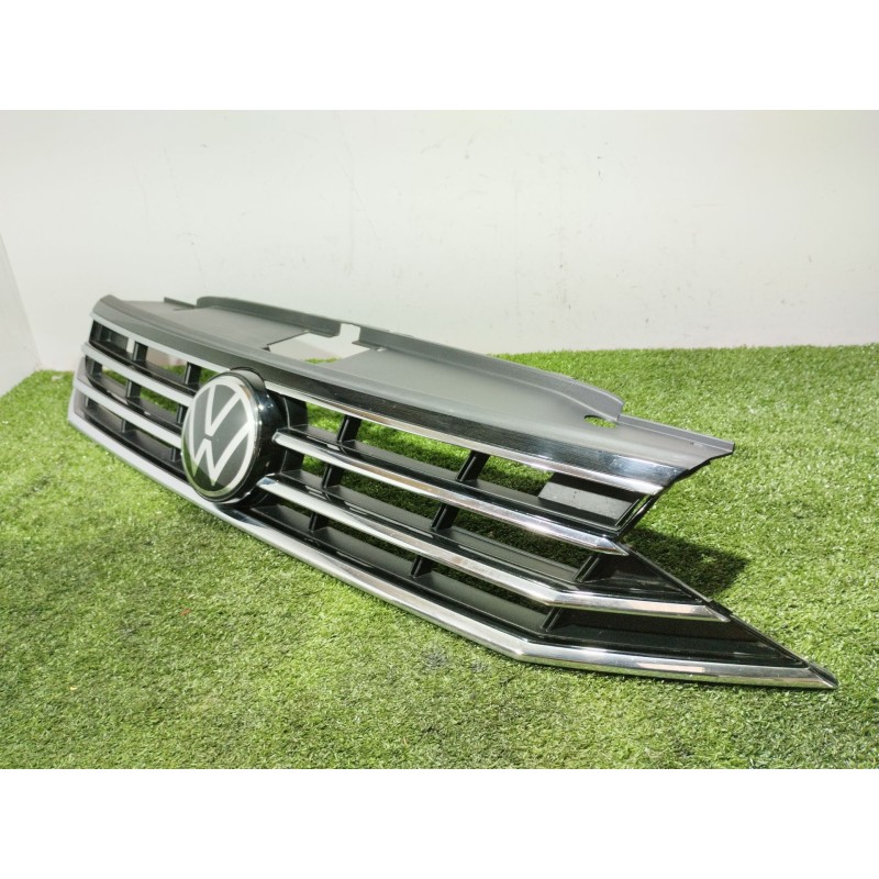 Recambio de rejilla delantera para volkswagen passat b8 variant (3g5, cb5) 2.0 tdi 4motion referencia OEM IAM 8W1959595D 8W19595