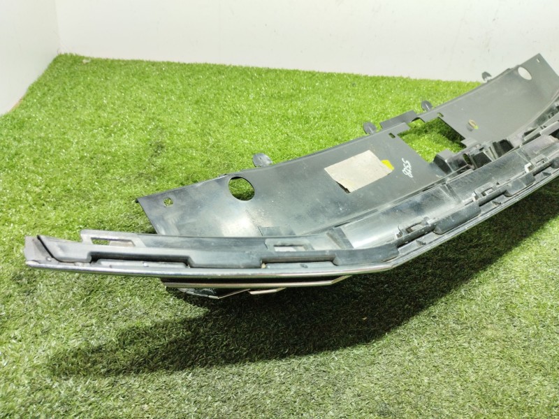 Recambio de rejilla delantera para volkswagen passat b8 variant (3g5, cb5) 2.0 tdi 4motion referencia OEM IAM 8W1959595D 8W19595