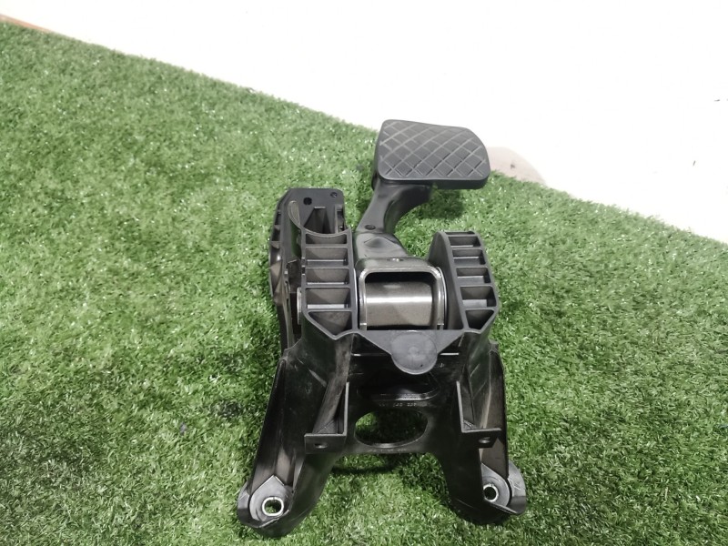 Recambio de pedal freno para volkswagen passat b8 variant (3g5, cb5) 2.0 tdi 4motion referencia OEM IAM 5Q1723058 5Q1723058 5Q17