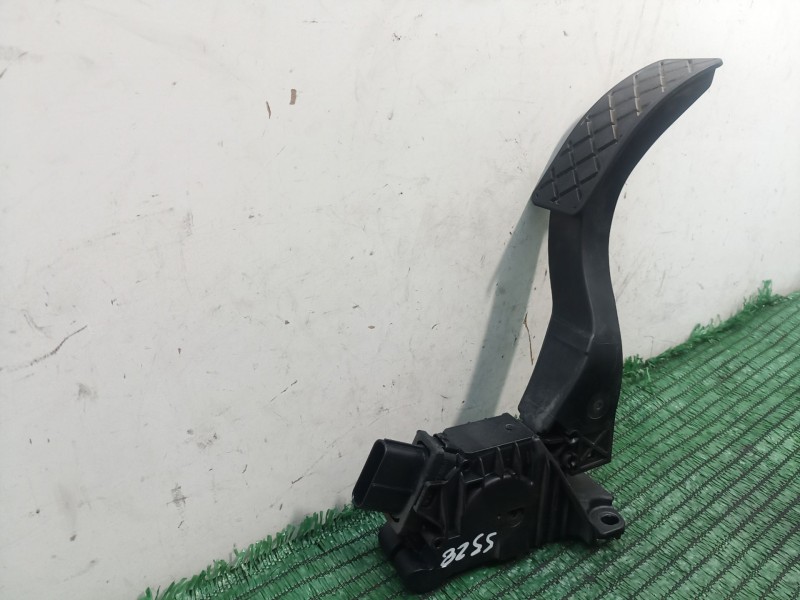 Recambio de pedal acelerador para volkswagen passat b8 variant (3g5, cb5) 2.0 tdi 4motion referencia OEM IAM   