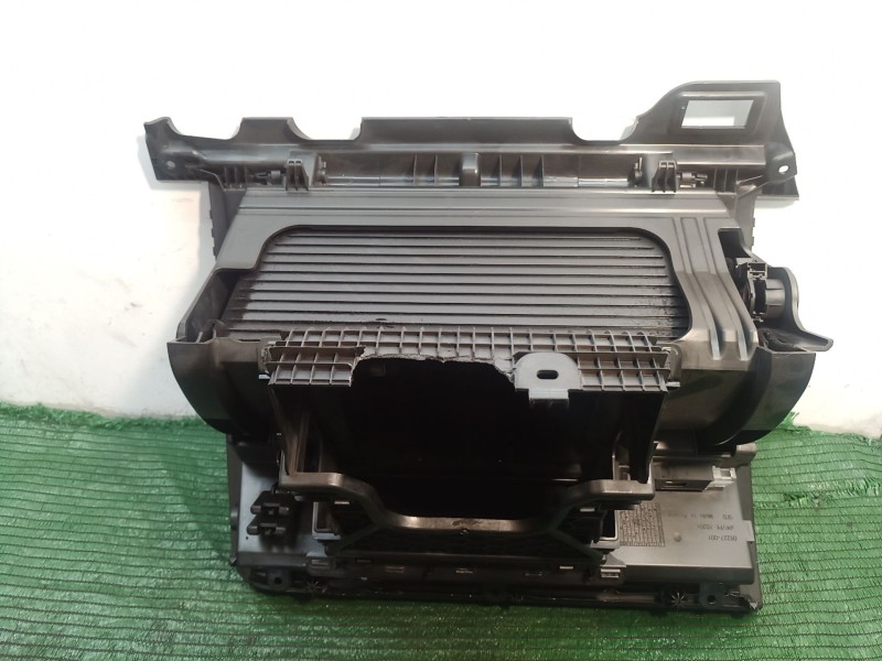 Recambio de guantera para volkswagen passat b8 variant (3g5, cb5) 2.0 tdi 4motion referencia OEM IAM   