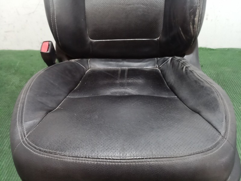 Recambio de asiento delantero izquierdo para kia sorento ii (xm) 2.4 cvvt referencia OEM IAM   
