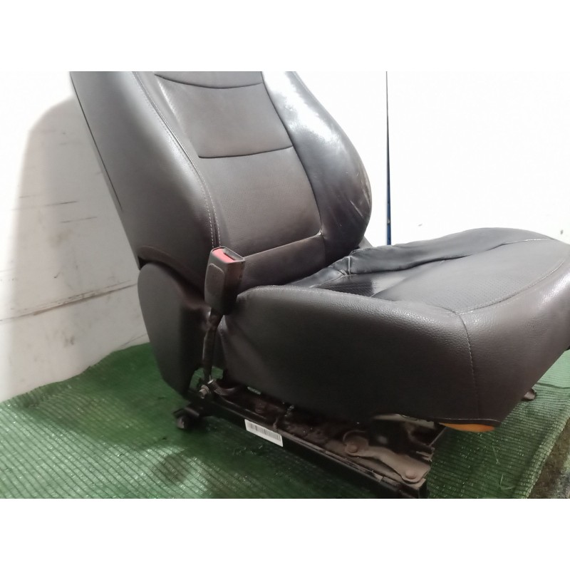 Recambio de asiento delantero izquierdo para kia sorento ii (xm) 2.4 cvvt referencia OEM IAM   