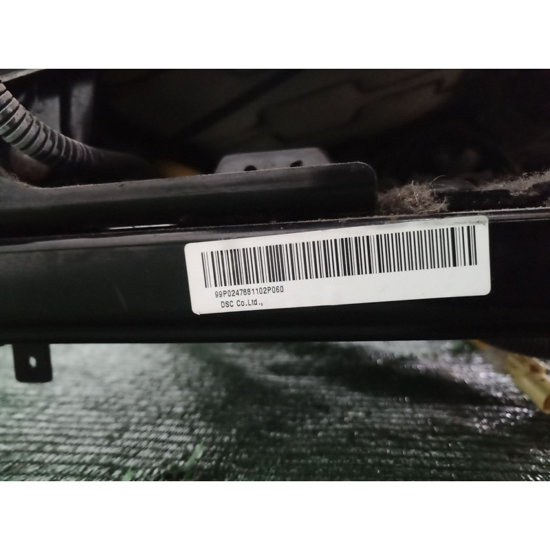 Recambio de asiento delantero izquierdo para kia sorento ii (xm) 2.4 cvvt referencia OEM IAM   