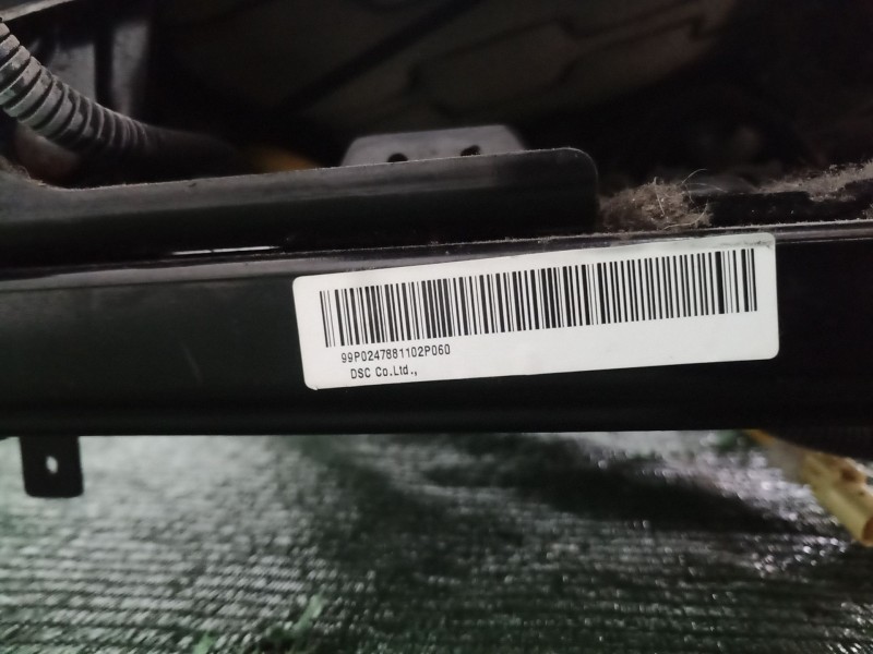 Recambio de asiento delantero izquierdo para kia sorento ii (xm) 2.4 cvvt referencia OEM IAM   