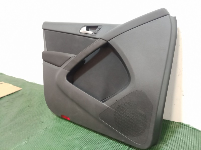 Recambio de guarnecido puerta delantera izquierda para volkswagen tiguan (5n_) 2.0 tdi referencia OEM IAM   