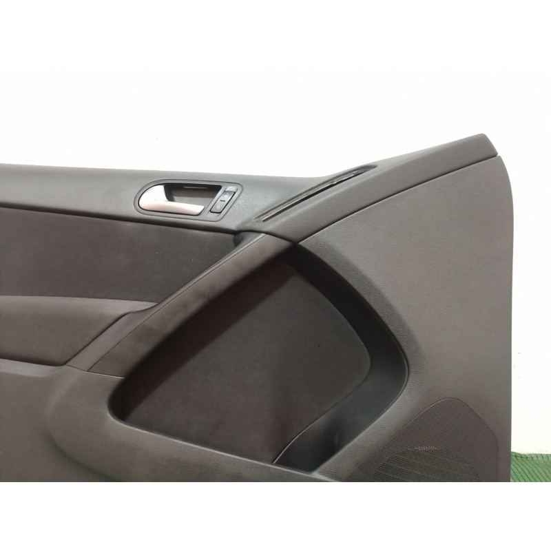 Recambio de guarnecido puerta delantera izquierda para volkswagen tiguan (5n_) 2.0 tdi referencia OEM IAM   