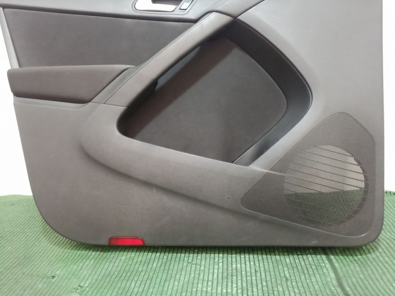 Recambio de guarnecido puerta delantera izquierda para volkswagen tiguan (5n_) 2.0 tdi referencia OEM IAM   