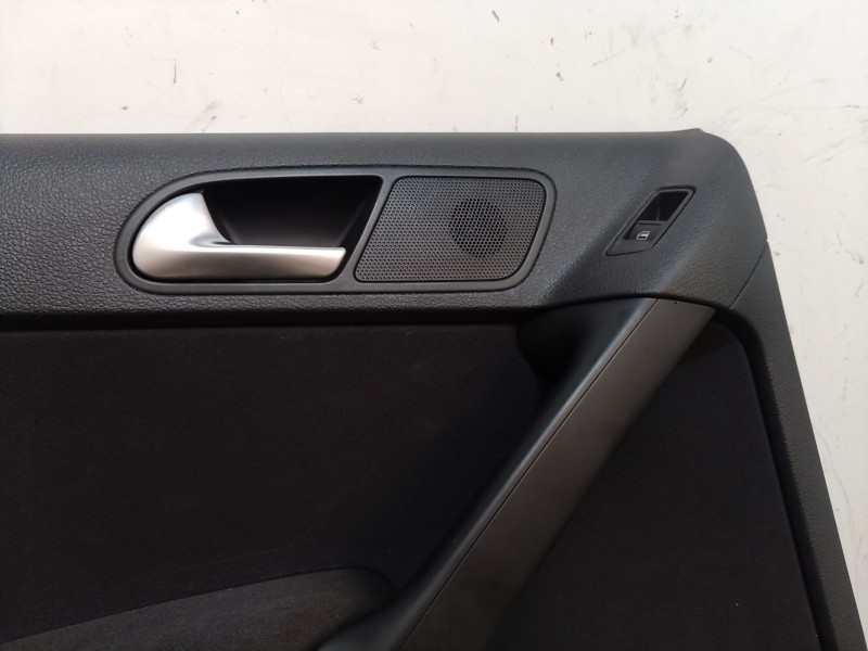 Recambio de guarnecido puerta trasera izquierda para volkswagen tiguan (5n_) 2.0 tdi referencia OEM IAM   