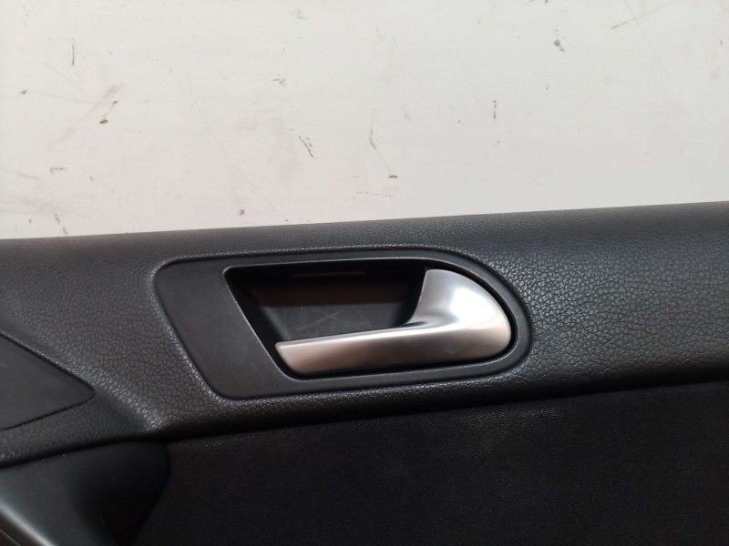 Recambio de guarnecido puerta delantera derecha para volkswagen tiguan (5n_) 2.0 tdi referencia OEM IAM   