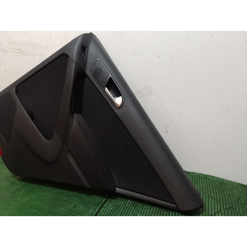 Recambio de guarnecido puerta trasera derecha para volkswagen tiguan (5n_) 2.0 tdi referencia OEM IAM   