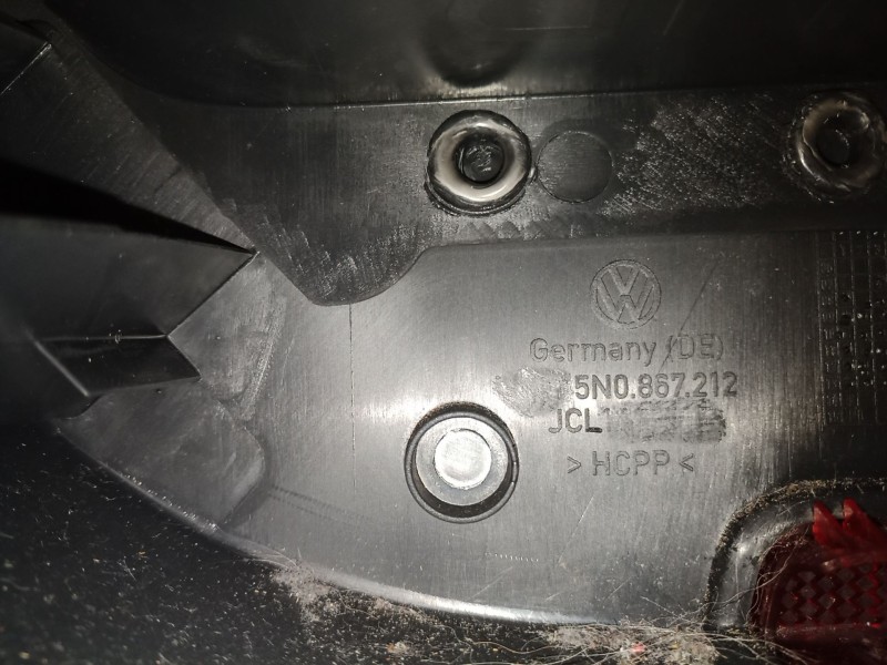 Recambio de guarnecido puerta trasera derecha para volkswagen tiguan (5n_) 2.0 tdi referencia OEM IAM   