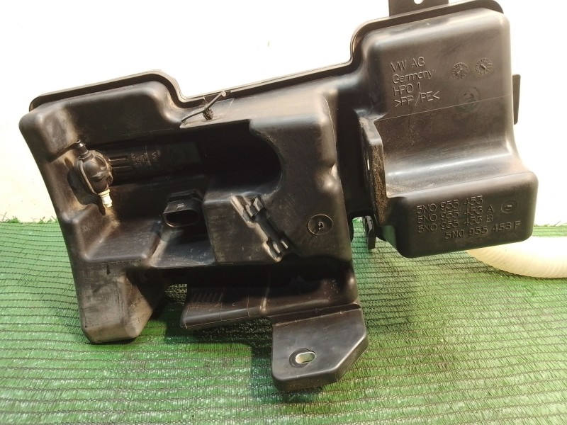Recambio de deposito limpia para volkswagen tiguan (5n_) 2.0 tdi referencia OEM IAM 5N0955453B 5N0955453A 5N0955453F