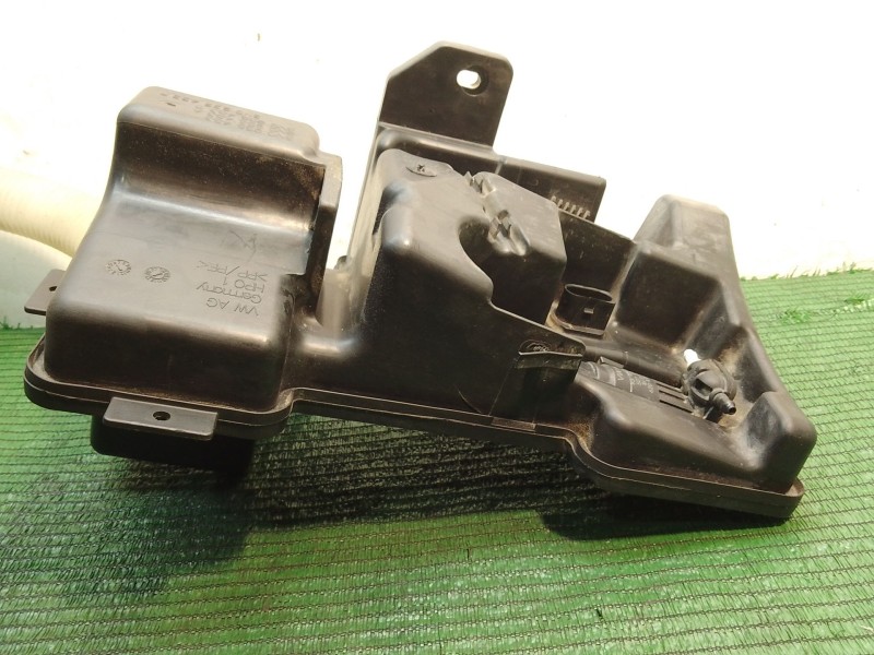 Recambio de deposito limpia para volkswagen tiguan (5n_) 2.0 tdi referencia OEM IAM 5N0955453B 5N0955453A 5N0955453F