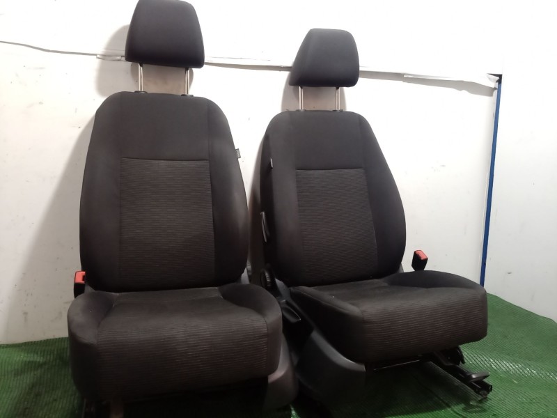 Recambio de juego asientos completo para volkswagen tiguan (5n_) 2.0 tdi referencia OEM IAM   