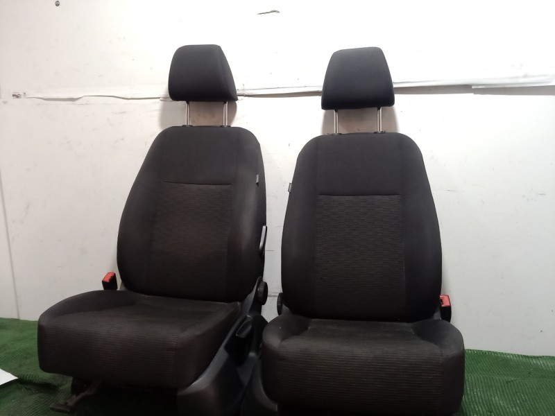 Recambio de juego asientos completo para volkswagen tiguan (5n_) 2.0 tdi referencia OEM IAM   