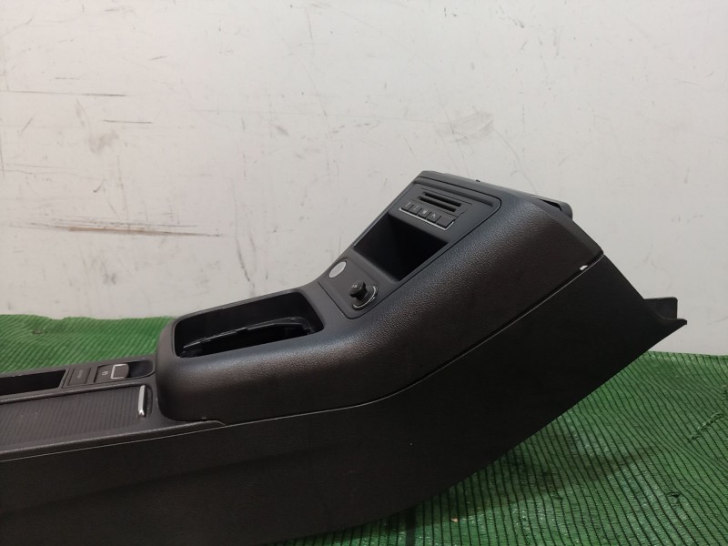 Recambio de consola central trasera para volkswagen tiguan (5n_) 2.0 tdi referencia OEM IAM   
