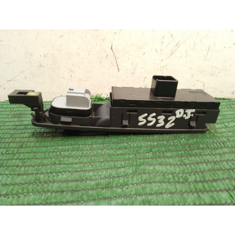 Recambio de mando elevalunas delantero izquierdo para volkswagen tiguan (5n_) 2.0 tdi referencia OEM IAM   