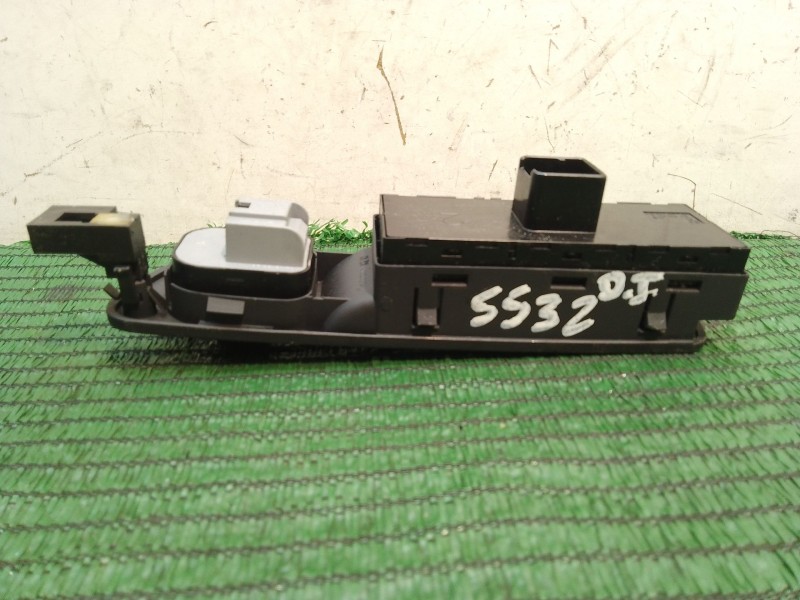 Recambio de mando elevalunas delantero izquierdo para volkswagen tiguan (5n_) 2.0 tdi referencia OEM IAM   