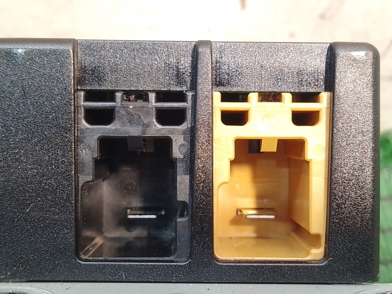 Recambio de antena para volkswagen tiguan (5n_) 2.0 tdi referencia OEM IAM 5N0035570A 5N0035570A 5N0035570A