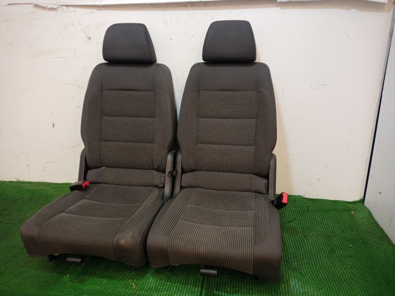 Recambio de juego asientos completo para volkswagen touran (1t1, 1t2) 2.0 tdi 16v referencia OEM IAM   