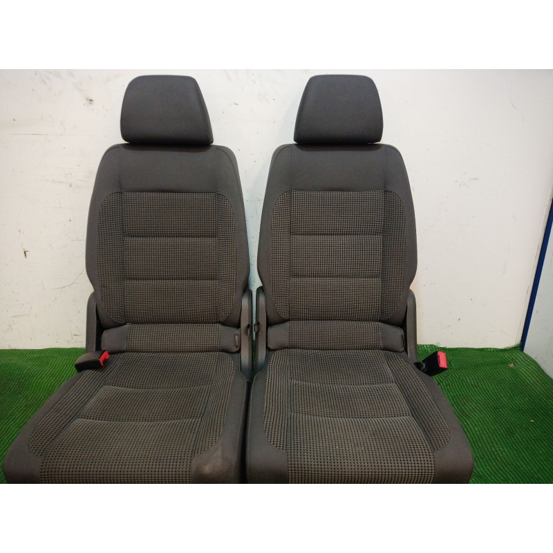Recambio de juego asientos completo para volkswagen touran (1t1, 1t2) 2.0 tdi 16v referencia OEM IAM   