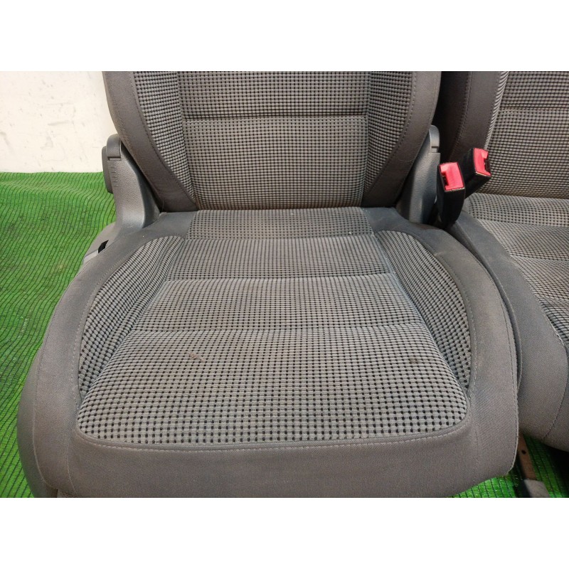 Recambio de juego asientos completo para volkswagen touran (1t1, 1t2) 2.0 tdi 16v referencia OEM IAM   