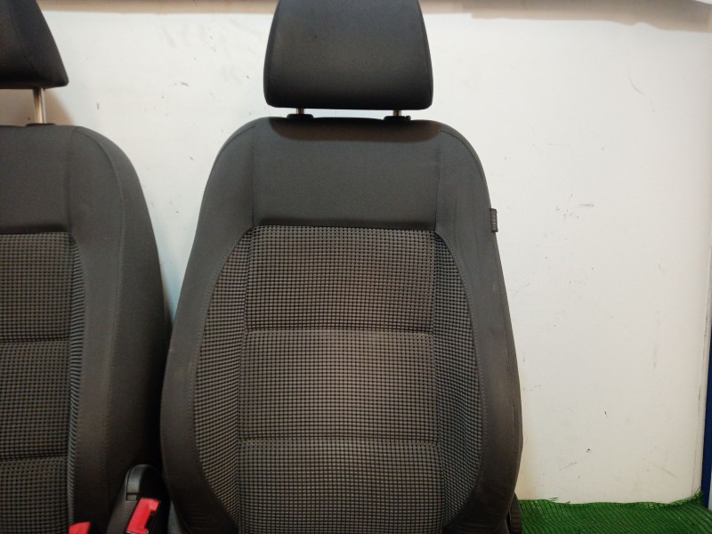 Recambio de juego asientos completo para volkswagen touran (1t1, 1t2) 2.0 tdi 16v referencia OEM IAM   