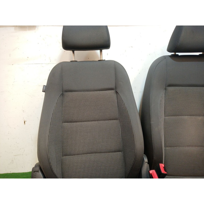 Recambio de juego asientos completo para volkswagen touran (1t1, 1t2) 2.0 tdi 16v referencia OEM IAM   